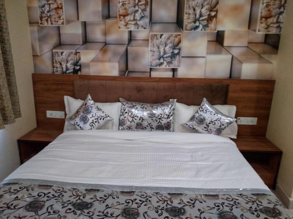 Hotel Ridhi Sidhi Residency Amritszár Kültér fotó